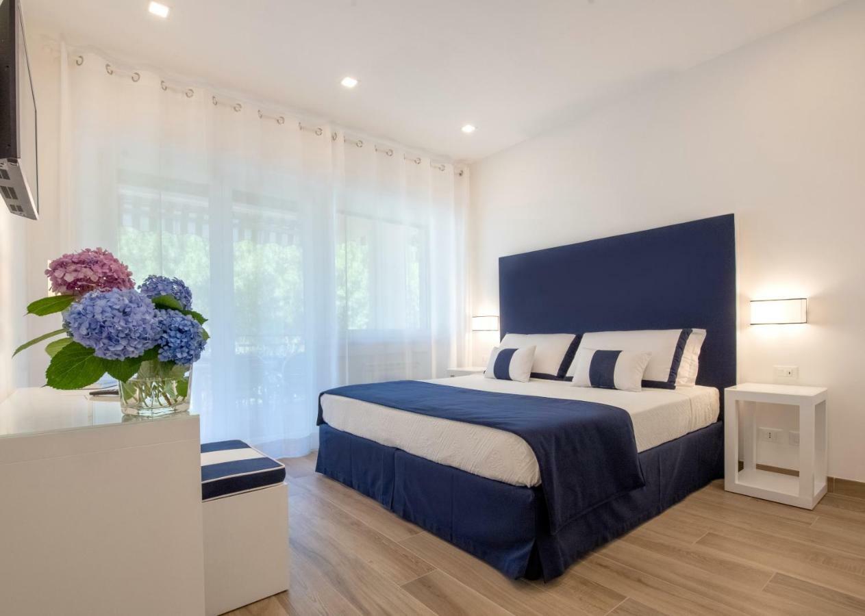 Solymar Apartments Сорренто Екстер'єр фото