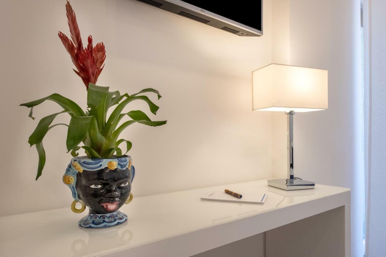 Solymar Apartments Сорренто Екстер'єр фото